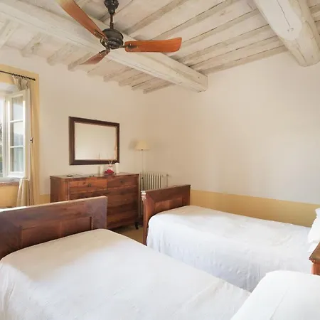 Villa Podere Gragnano 12, Emma Cetona